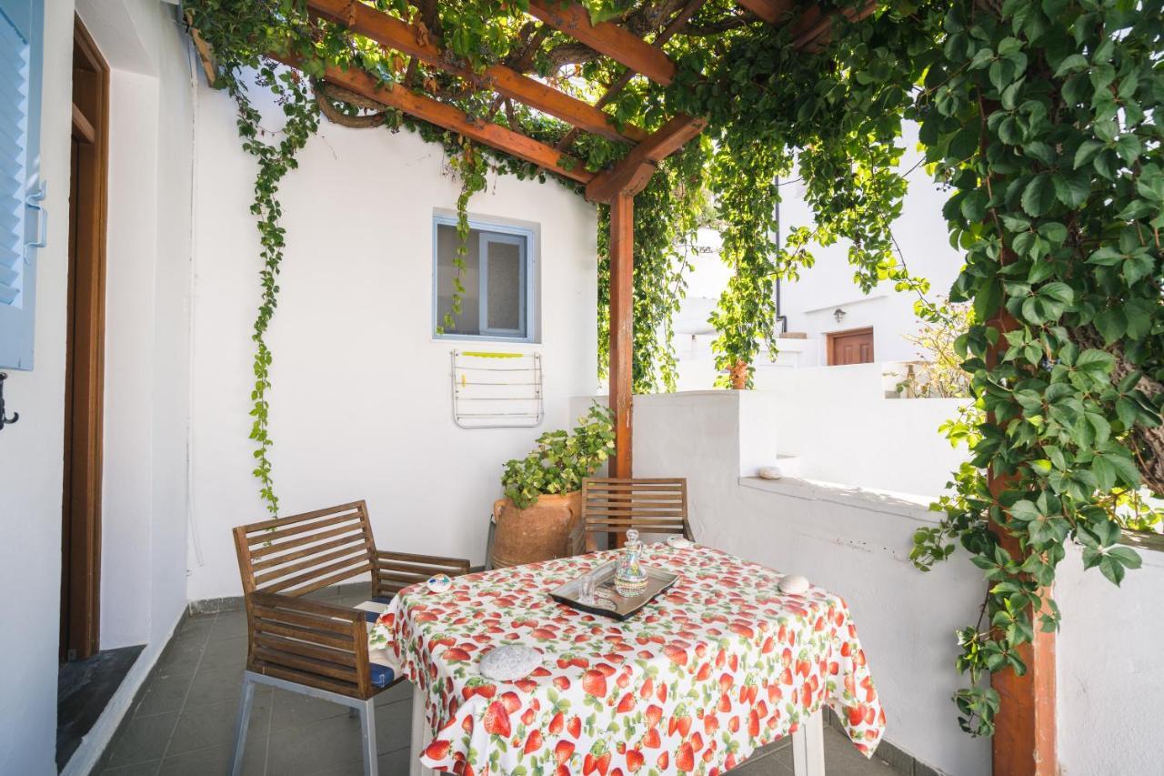 Hotel Podotas Group à Kamares  Extérieur photo