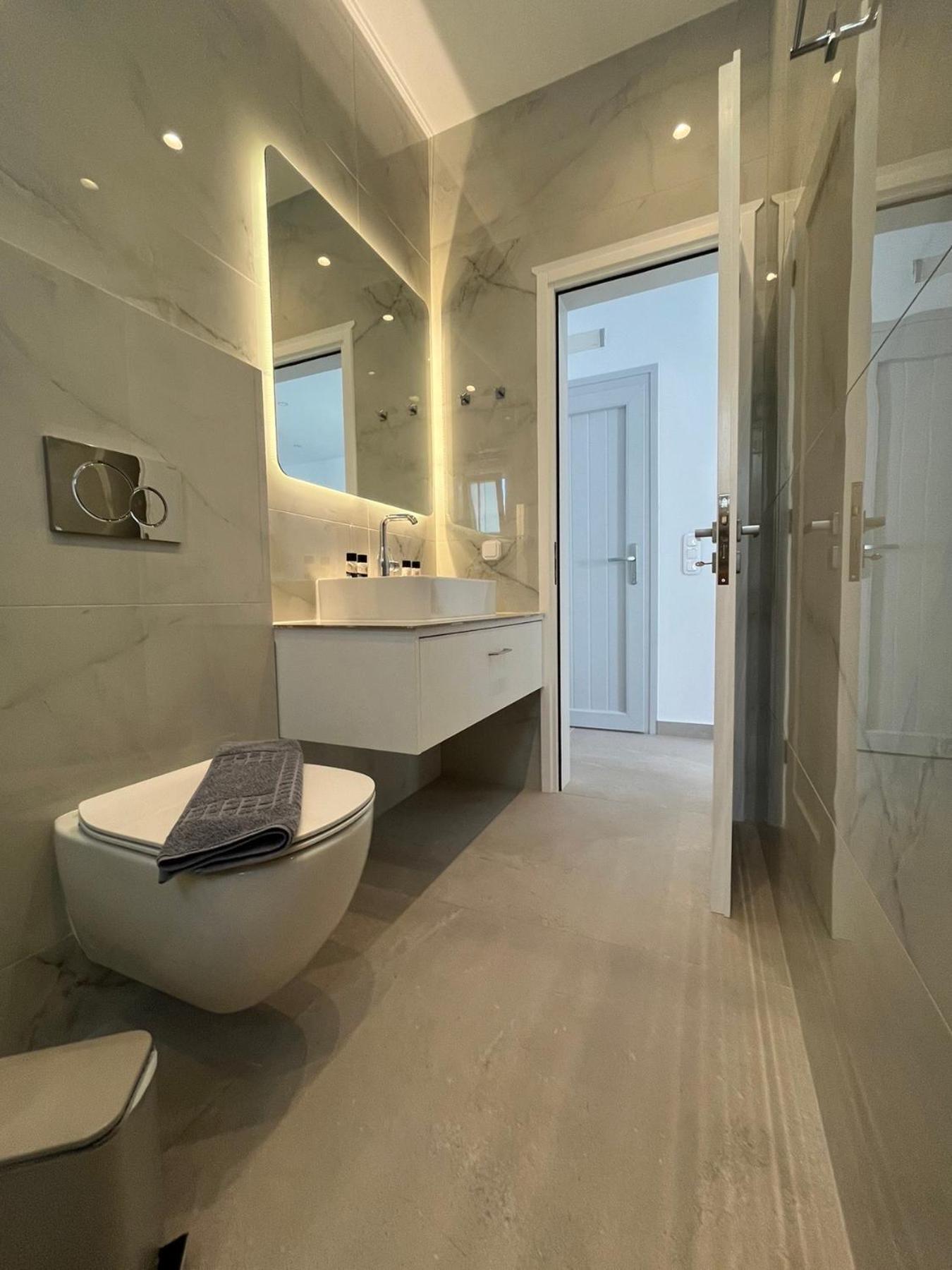Hotel Podotas Group à Kamares  Extérieur photo