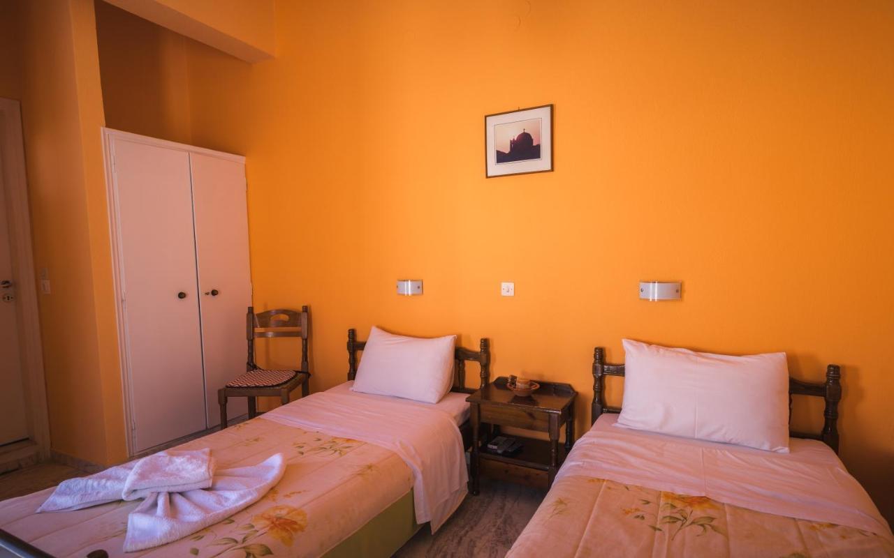 Hotel Podotas Group à Kamares  Extérieur photo